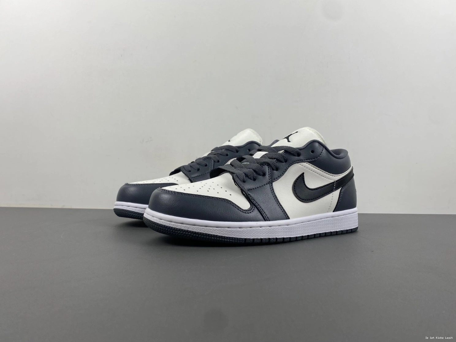Dark Jordan 1 Grey Low (Women's) DC0774-102 - 1211